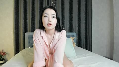 Mo online show from May 1, 11:32 pm