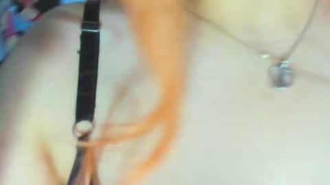 lily_stone04 online show from April 4, 3:35 am