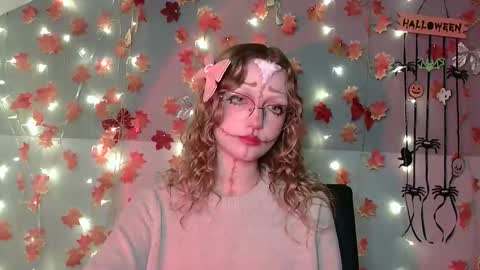 small lily online show from October 21, 3:27 pm