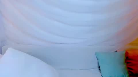 lilydavisss online show from December 2, 2:43 am