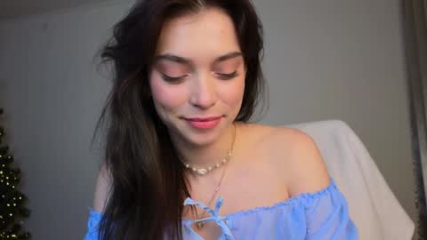 Lily   online show from January 14, 6:49 pm