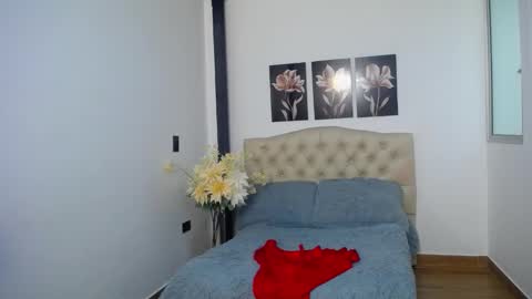 lilyfox23 online show from February 26, 12:52 pm