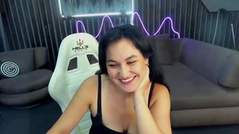 Lily online show from September 15, 5:53 am