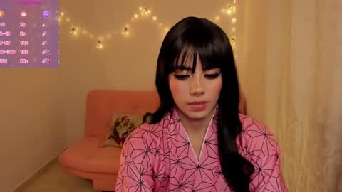 lily help me to collect more cosplay online show from January 10, 5:05 am