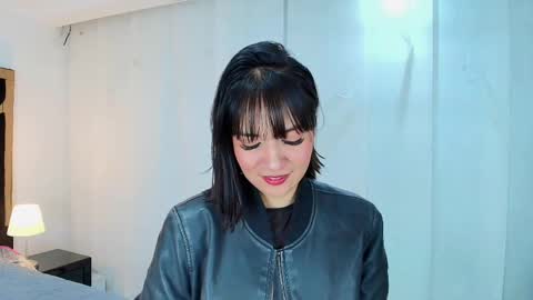 Snapshot of lina_bedoya chatting on October 2, 11:53 am Lina Bedoya online show from October 2, 11:53 am