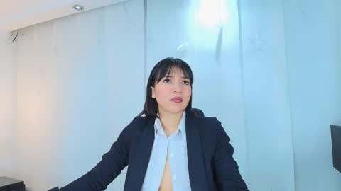 Snapshot of lina_bedoya chatting on September 16, 11:45 am Lina Bedoya online show from September 16, 11:45 am