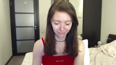 Lina Rouge online show from June 26, 4:51 am