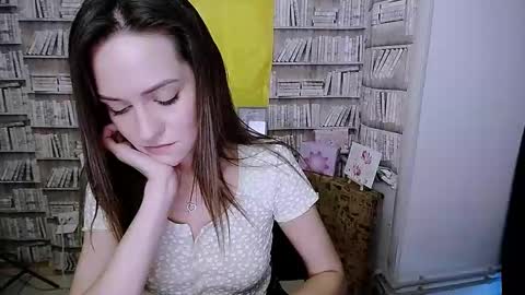 Snapshot of lina_star_s chatting on September 25, 6:42 am Lina online show from September 25, 6:42 am