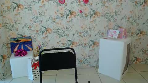 Snapshot of lina_star_s chatting on March 11, 7:14 am Lina online show from March 11, 7:14 am