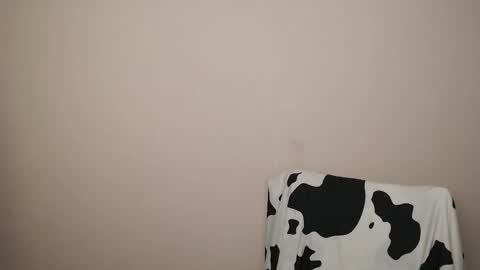 linacute52 online show from November 27, 12:51 am