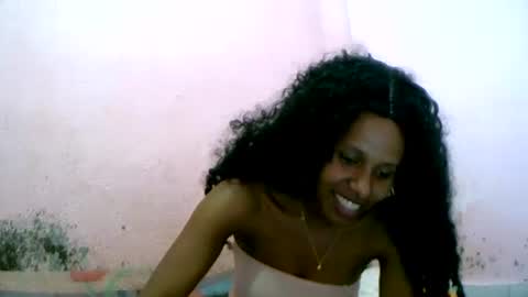 linah1123 online show from March 4, 7:00 pm