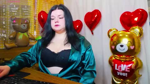 Lina online show from February 7, 7:55 am