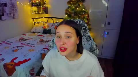 Lina online show from December 17, 11:11 pm