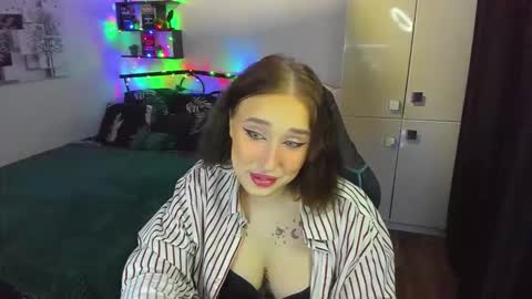 Lina online show from January 31, 10:29 pm