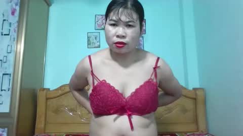 linda2493 online show from November 17, 1:24 pm