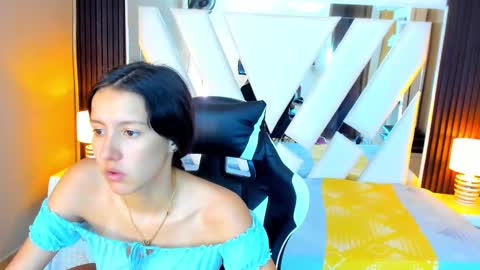 Snapshot of linda4petite chatting on September 19, 6:22 pm Linda online show from September 19, 6:22 pm