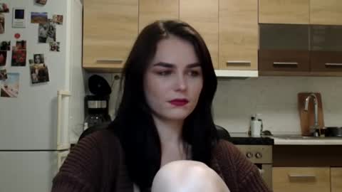 Linda online show from October 28, 9:16 pm