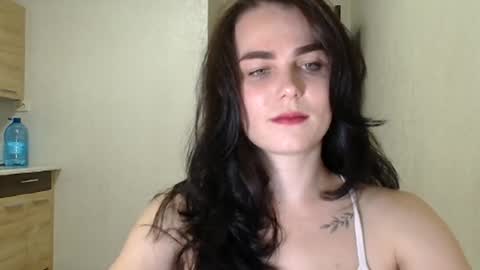 Linda online show from September 12, 8:00 pm