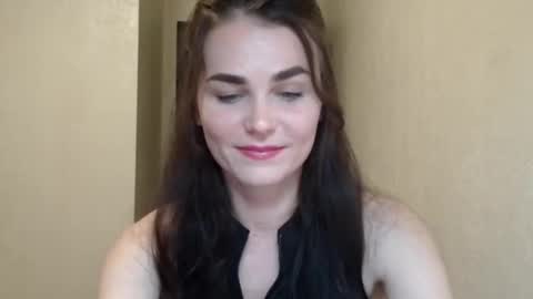 Linda online show from February 11, 8:34 pm