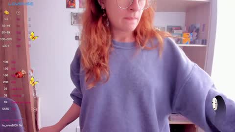 Snapshot of linda_giggle chatting on March 12, 5:38 pm Giggles online show from March 12, 5:38 pm