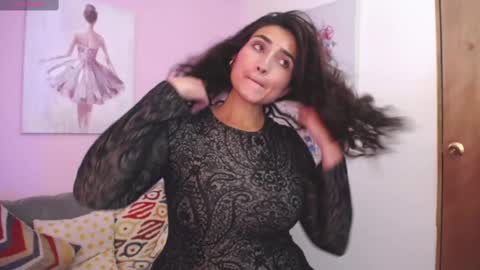 Maria Paula online show from March 6, 6:16 pm