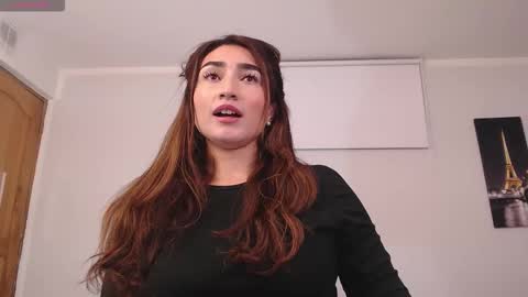 Maria Paula online show from December 18, 12:22 pm