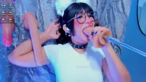 linda_sofi__ online show from February 28, 9:08 pm