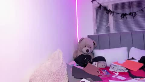Snapshot of lindaa_miller chatting on September 29, 11:04 pm linda miller online show from September 29, 11:04 pm