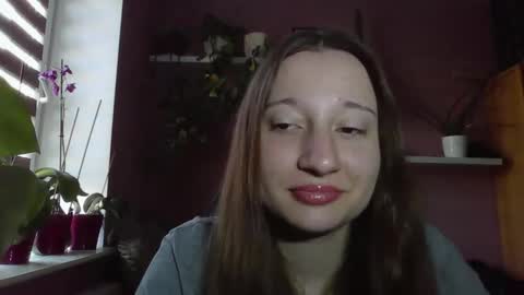 LindaAmore online show from September 15, 6:26 am