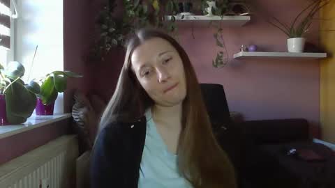 LindaAmore online show from September 25, 7:26 am