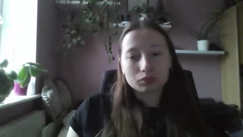 LindaAmore online show from September 19, 6:17 am