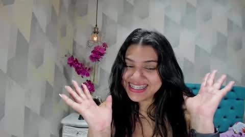 Snapshot of lindabreexlove chatting on October 8, 4:46 pm online show from October 8, 4:46 pm