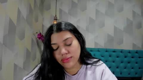 Snapshot of lindabreexlove chatting on October 5, 2:46 pm online show from October 5, 2:46 pm