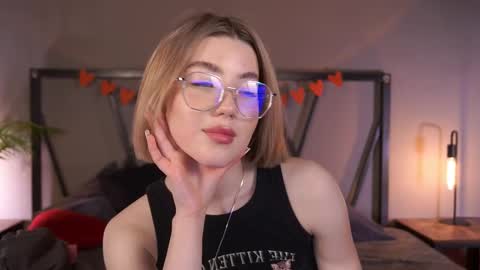 your Linda is back online show from March 12, 11:09 am