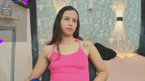  Lindsey  online show from December 3, 5:24 pm