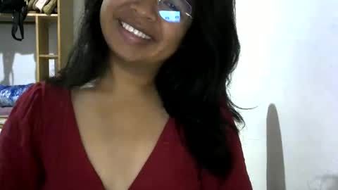 Liora selenex online show from May 21, 3:35 am
