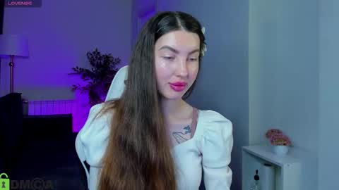 Lira revery online show from November 18, 12:57 am