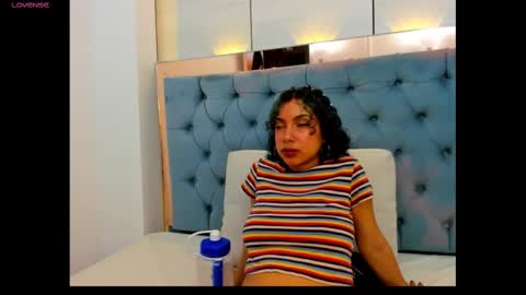 Snapshot of lis_rous chatting on September 30, 11:53 am LIS ROUS online show from September 30, 11:53 am
