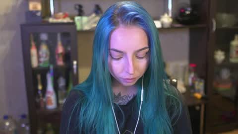 Lisa online show from April 27, 4:26 pm