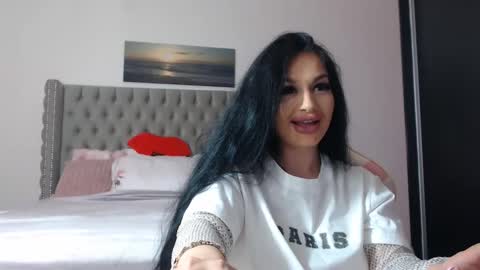 Lisa online show from March 8, 8:35 pm