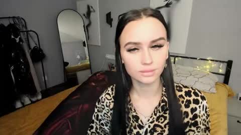 lisa__johnson online show from October 11, 12:48 am