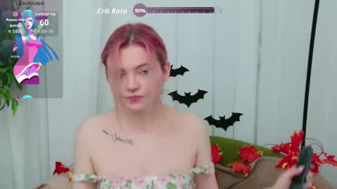 Snapshot of lisa_adam chatting on October 17, 5:28 pm lissi online show from October 17, 5:28 pm