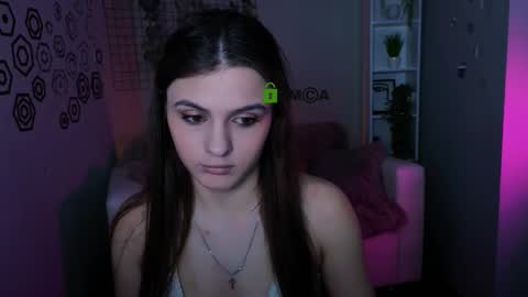 Lisa online show from March 28, 10:27 am