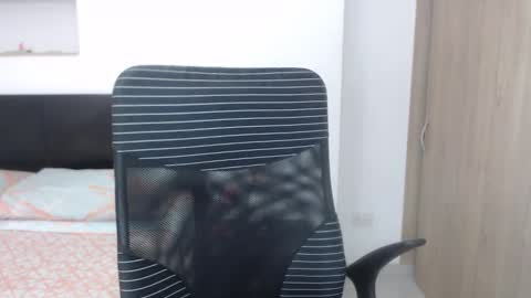 Lisa Santos online show from February 28, 2:42 pm