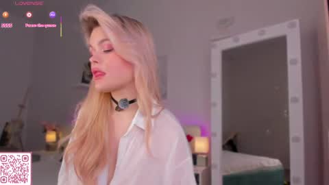 Lisa online show from April 6, 4:46 am