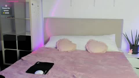 lisa_moons online show from March 10, 1:54 pm