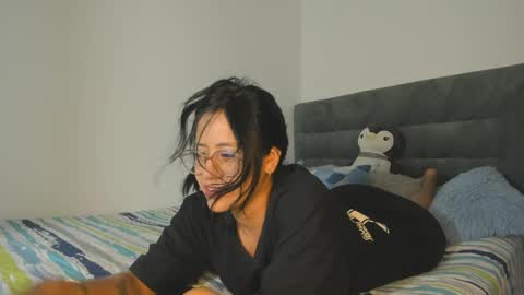 Snapshot of lisa_t08 chatting on September 30, 4:01 am Lisa Thompson online show from September 30, 4:01 am