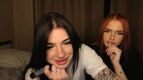 Lisa and Den online show from November 19, 6:07 pm