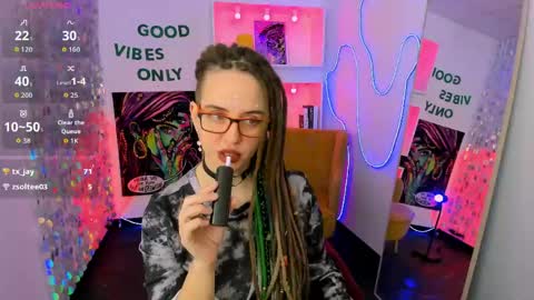 Lisa online show from March 21, 6:08 am