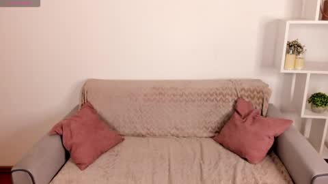 Lisa online show from March 18, 8:31 am